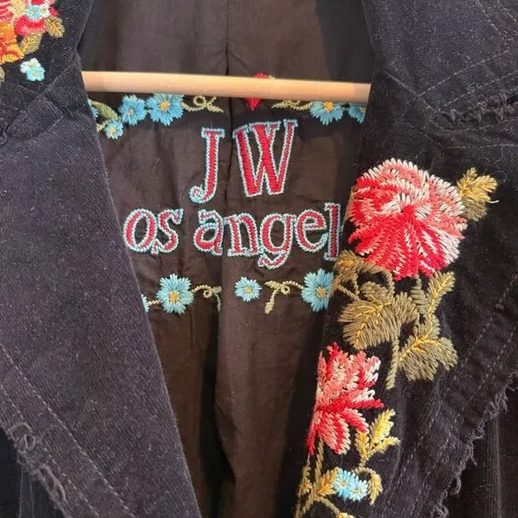 Johnny Was Embroidered Velvet Blazer Size M - Picture 3 of 5